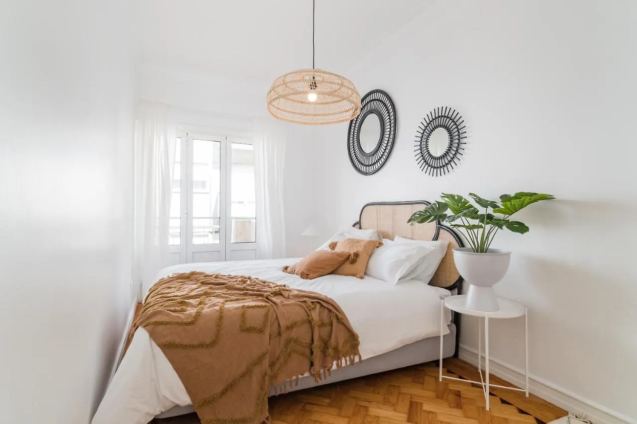 Casa Boma Lisboa - Sophisticated Apartment With Large Private Terrace - Campolide I
