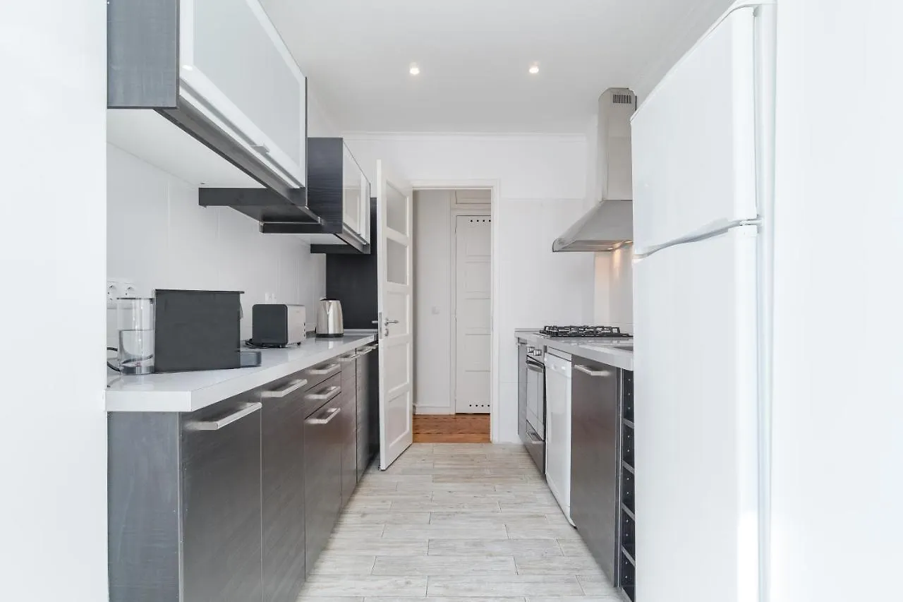 Casa Boma Lisboa - Sophisticated Apartment With Large Private Terrace - Campolide I 0*,