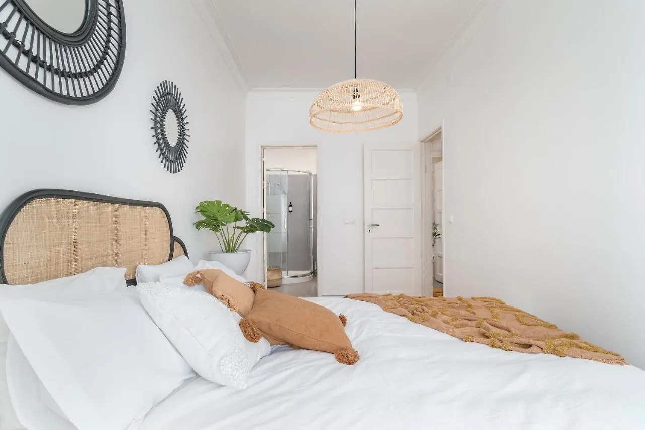 Casa Boma Lisboa - Sophisticated Apartment With Large Private Terrace - Campolide I Portekiz