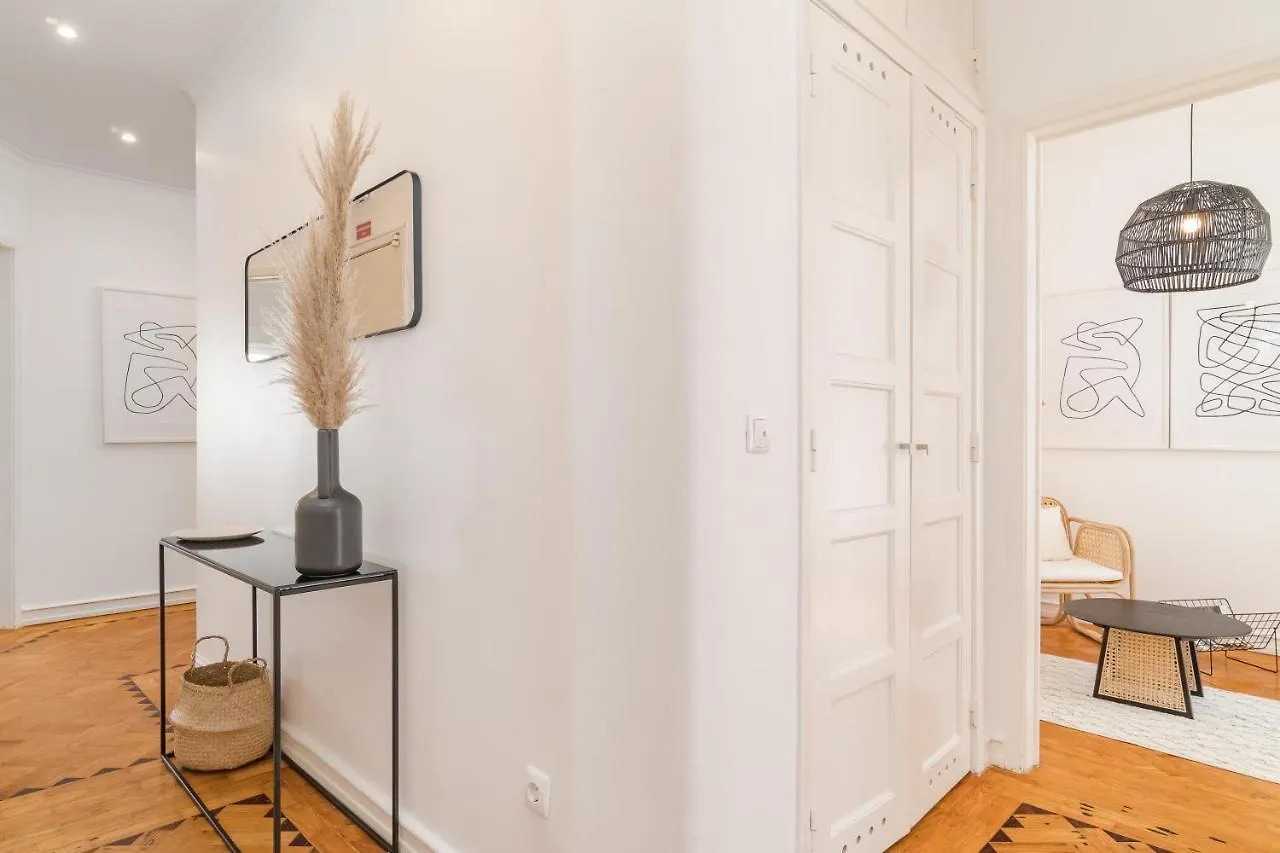 Casa Boma Lisboa - Sophisticated Apartment With Large Private Terrace - Campolide I